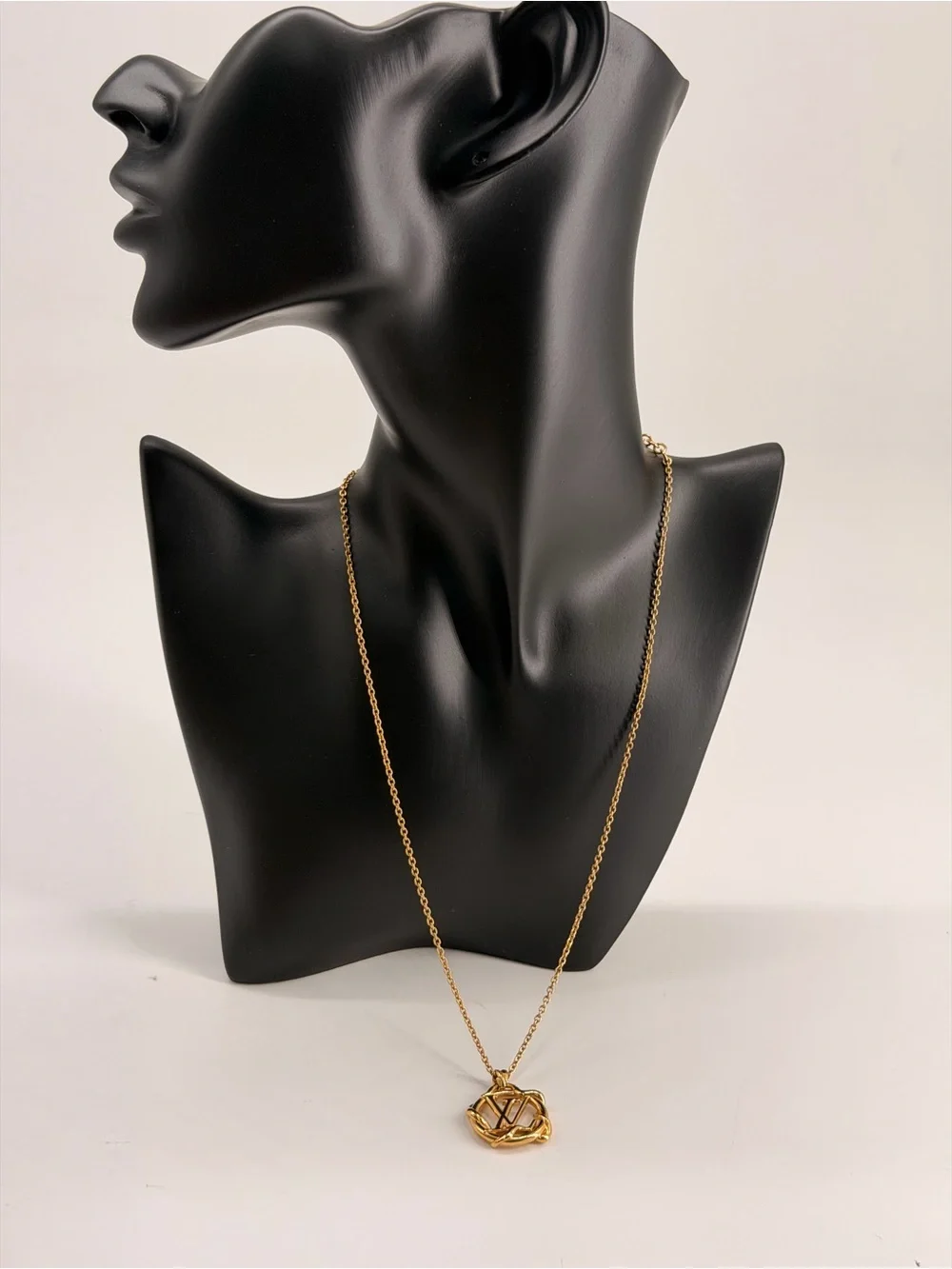 Louis Vuitton Garden Louise Necklace Gold
